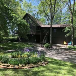 Unique in the Woods Cabin